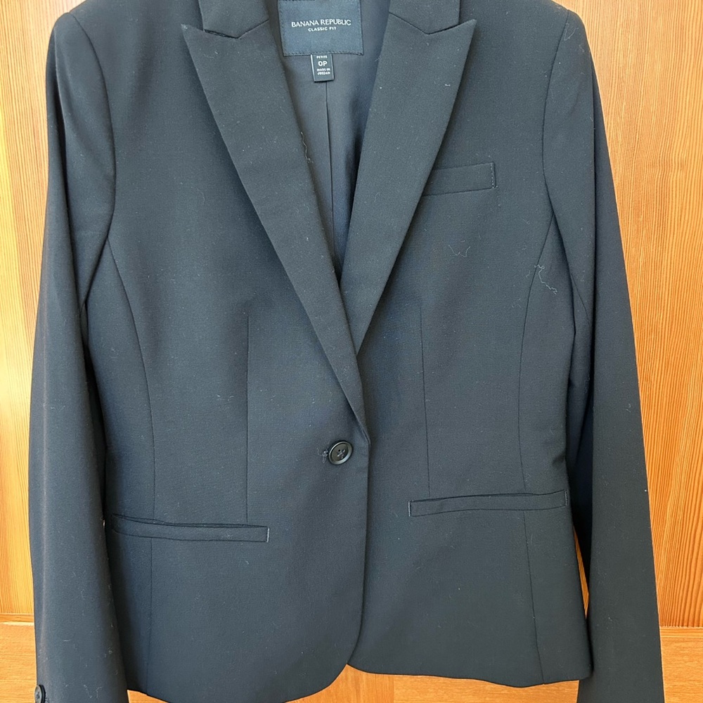 Banana Republic Women's Classic Black Blazer